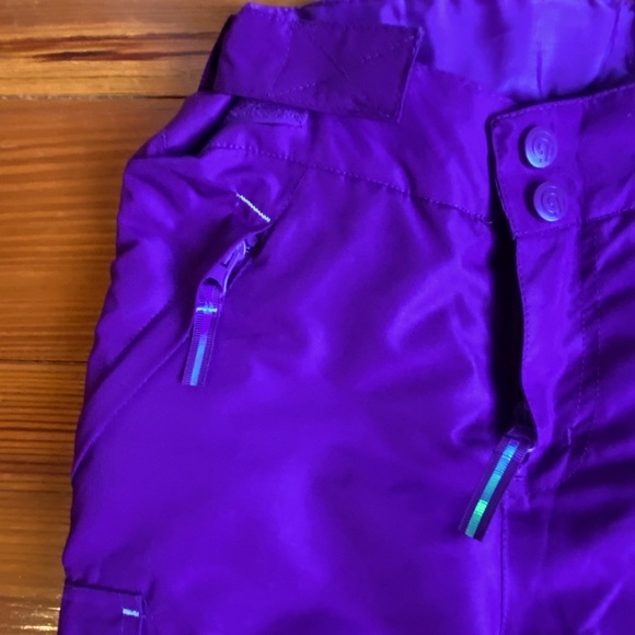 Snow Pants - Picture 7 of 9